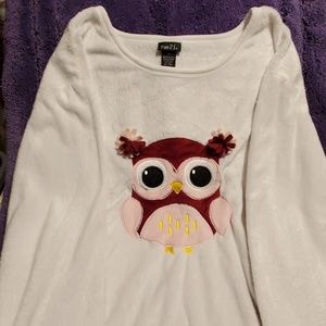 Rue21 Long sleeve top with owl detail